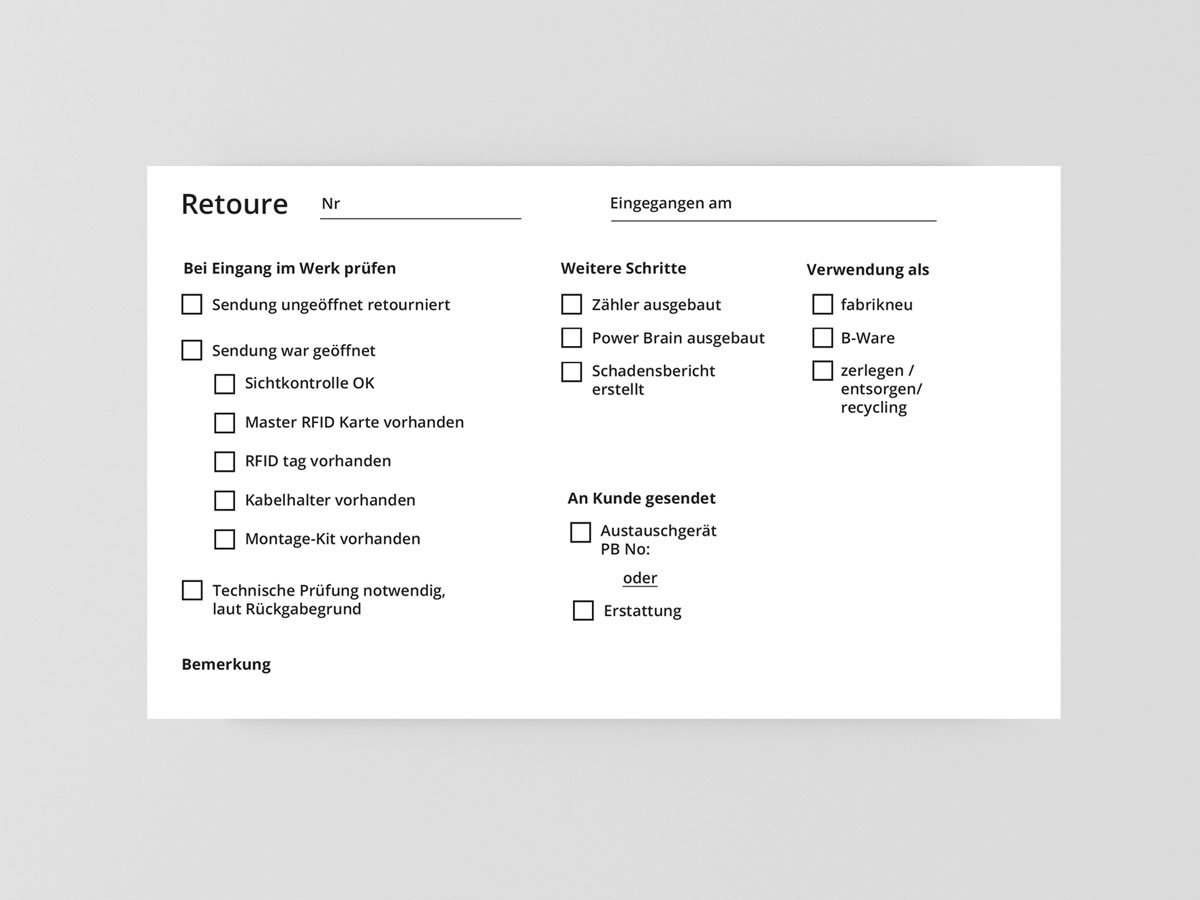 Das Bild zeigt einen Laufzettel für eine Produktion gestaltet von Studio für Grafikdesign Strahlenkatzen